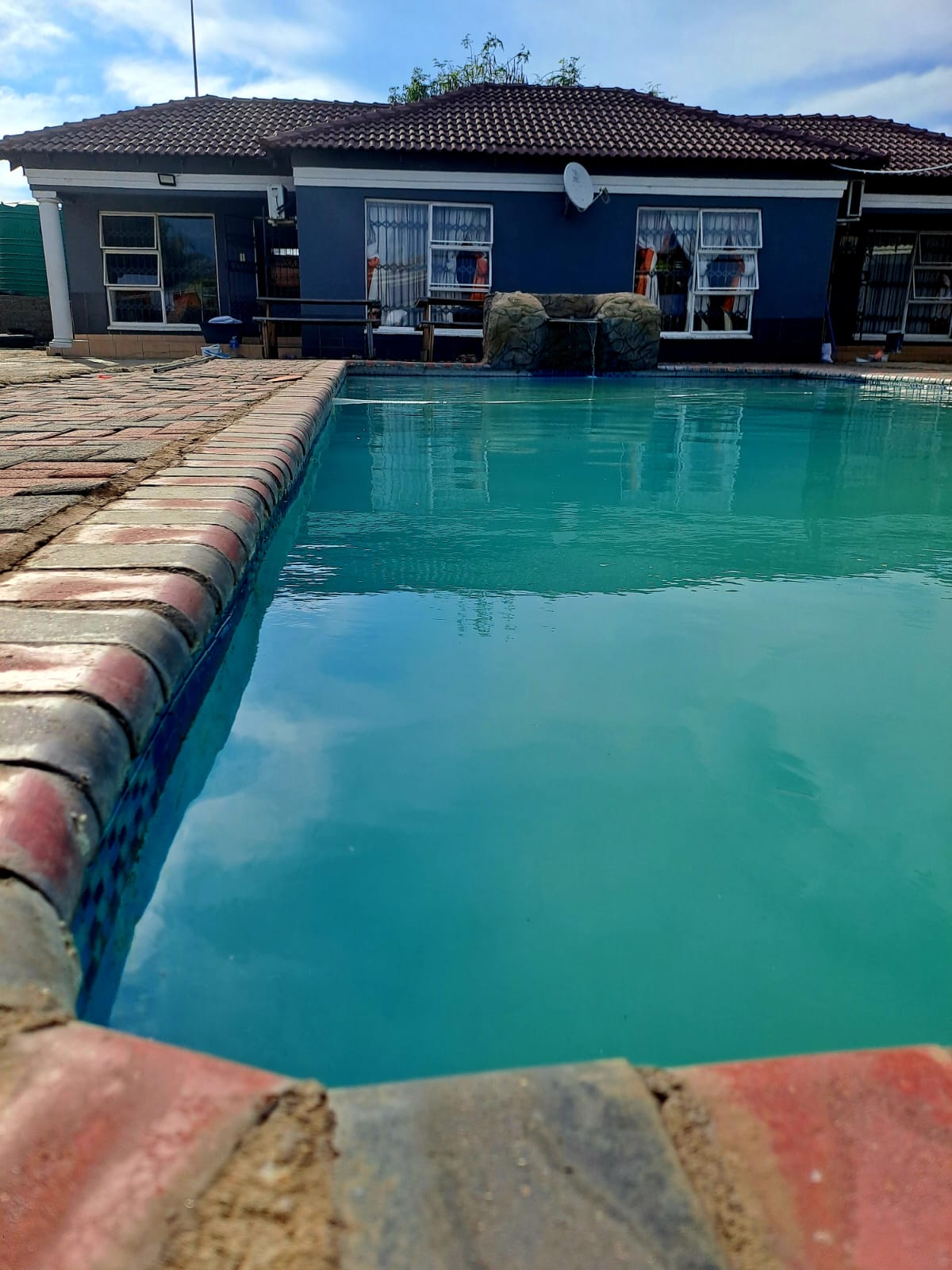 Modjiemedi Guest House Swimming Pool - Communal pool for guests near Kruger National Park